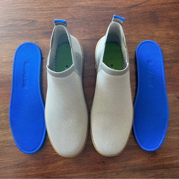 Rothy’s Light Sage Chelsea - Picture 2 of 6